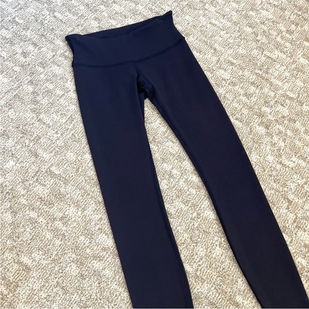 Lululemon Women’s Midnight Navy Wunder Under Low-Rise Tight (Full-On Luon)—4 - Picture 4 of 10